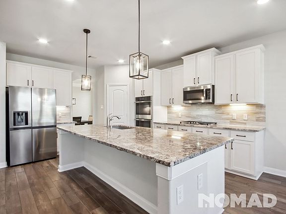 3rd image of 23602 Persimmon Creek Ln