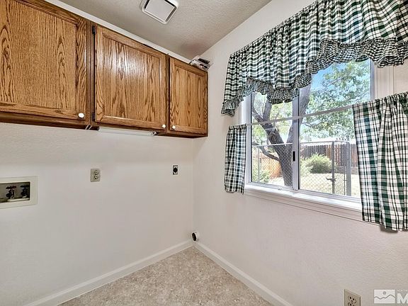 5th image of 345 Sunwood Dr