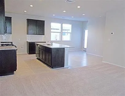 170 White Dunes Dr — Photo 3