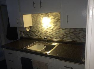 940 Nottingham Rd, Grosse Pointe Park, MI 48230