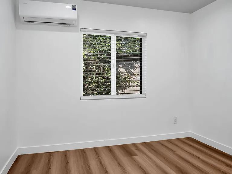 15559 Three Palms St — Photo 12