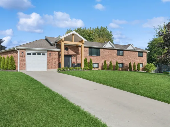 (undisclosed Address), Grayslake, IL 60030