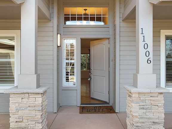 3rd image of 11006 Wild Oak Dr