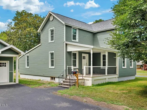 27 Van Ness Avenue, Greenwich, NY 12834