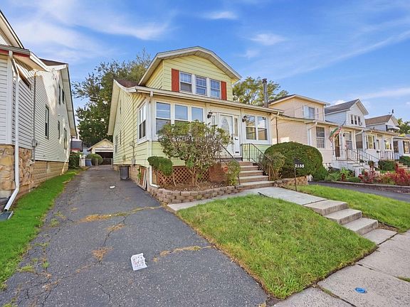 2nd image of 2138 Stecher Ave