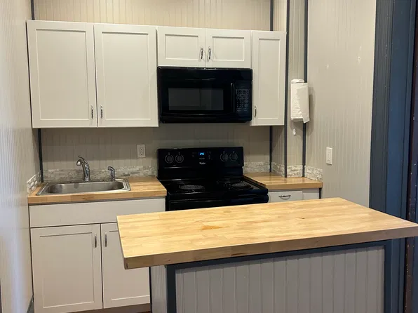 412 Dearborn Ave APT 1, Helena, MT 59601