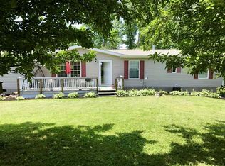 120 Oak Creek Rd, Ghent, WV 25843