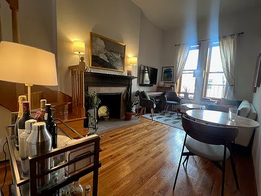 Rented by Compass | media 3