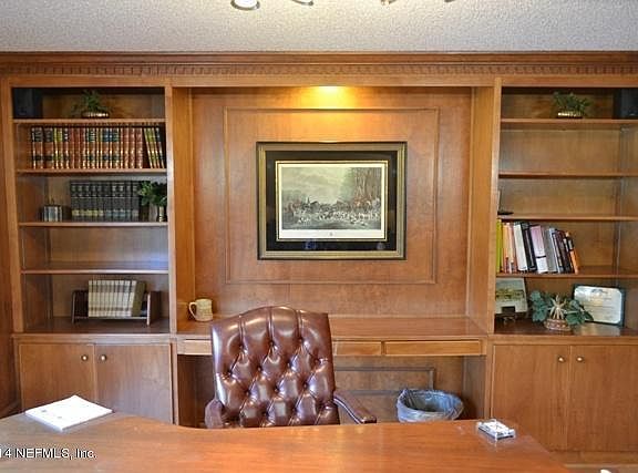 3rd image of 1409 Kingsley Ave Ste 9C
