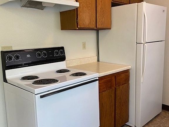 4th image of 1740 & 1758 Bramble Pl #1740/3