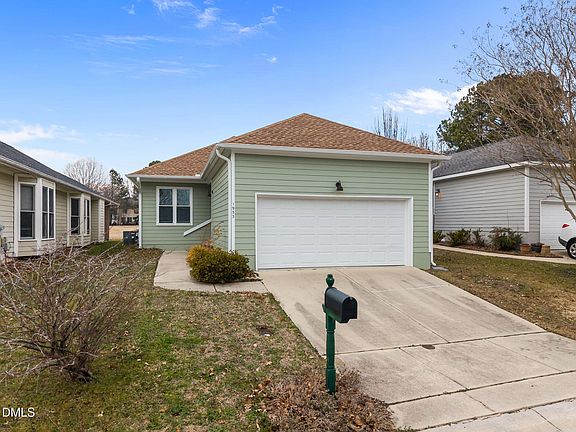 2nd image of 1953 Castle Pines Dr