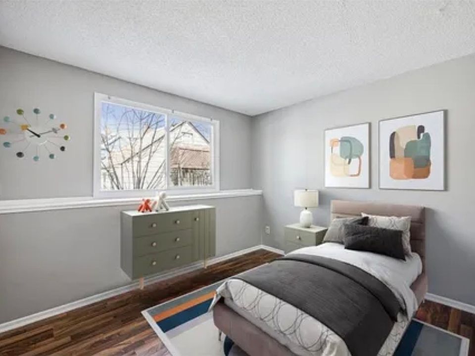 1st image of 3114 23rd Ave S APT 1