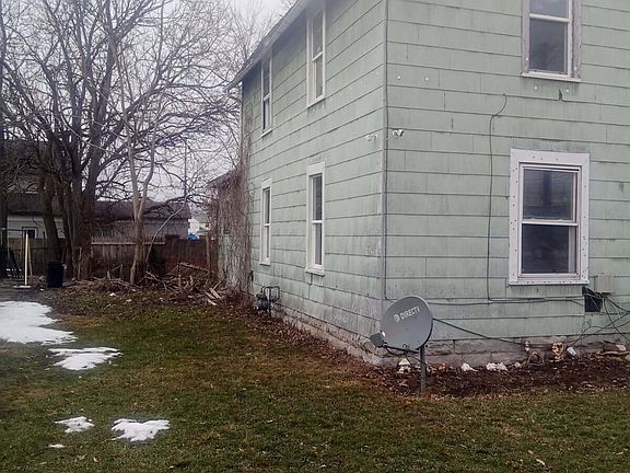 2nd image of 329 Mound St