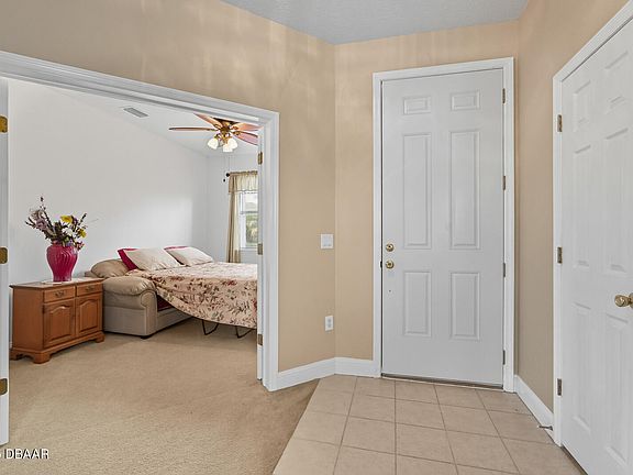 5th image of 117 Hagge Dr