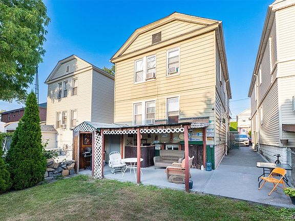 3rd image of 2312 121st Street