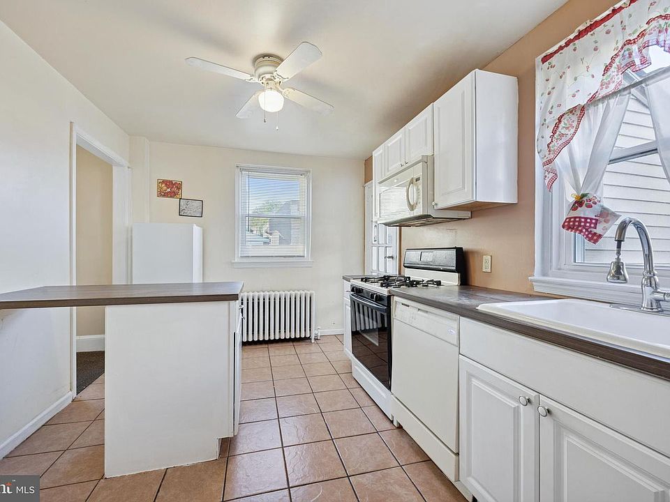 1st image of 107 S Keystone Ave