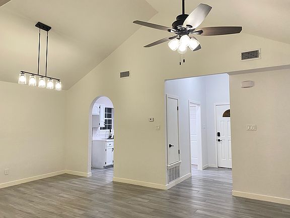 Entrance to dinning and living room