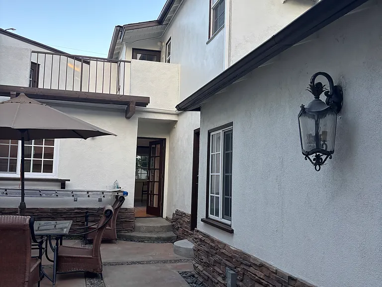 11241 Peach Grove St — Photo 46