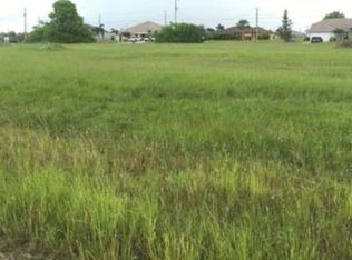 501 NW 25th Pl, Cape Coral, FL 33993