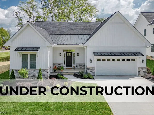 6485 N Cobblestone Rd, Mayfield Village, OH 44143