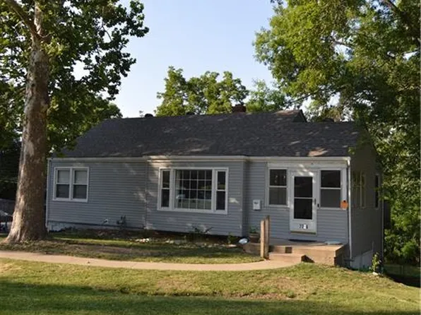 7706 Sni A Bar Rd, Kansas City, MO 64129