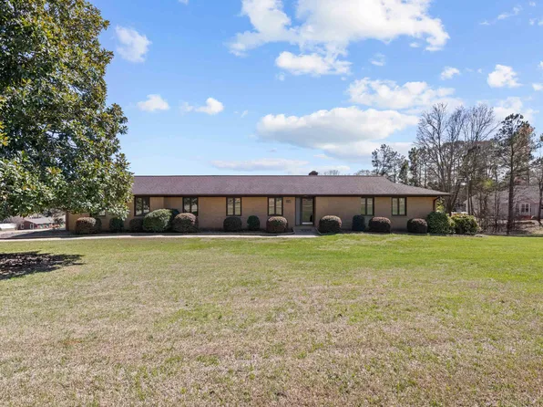 135 School Rd, Campobello, SC 29322