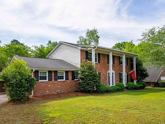 2nd image of 3622 Carriage House Rd