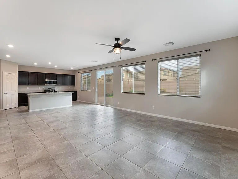 4320 Stardusk Falls Ave — Photo 7