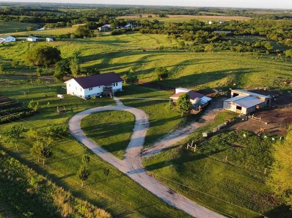 71080 50th Hwy, Pawnee City, NE 68420