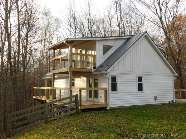 1457 S Lockenour Lane, Salem, IN 47167