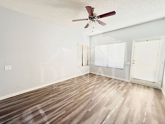5th image of 2035 S Elm St Unit 111