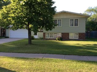 253 32nd Ave N, Fargo, ND 58102