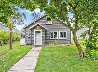 11947 W Indian Lake Dr, Vicksburg, MI 49097
