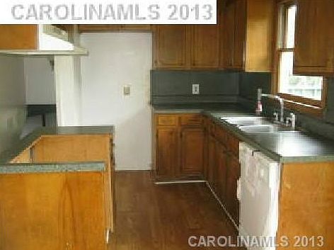 2nd image of 141 Winberry Ln