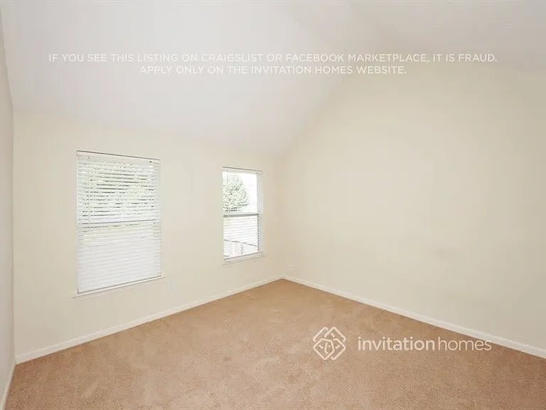 4838 Bryant Dr — Photo 11