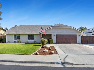 1013 Carolina Ave, Clovis, CA 93611