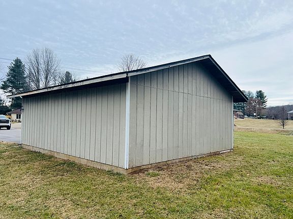 4th image of 340 Hillrise Dr