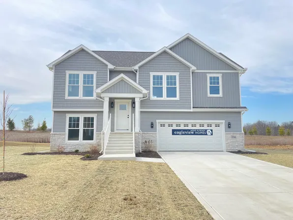 534 Scenic View Ave, Valparaiso, IN 46385