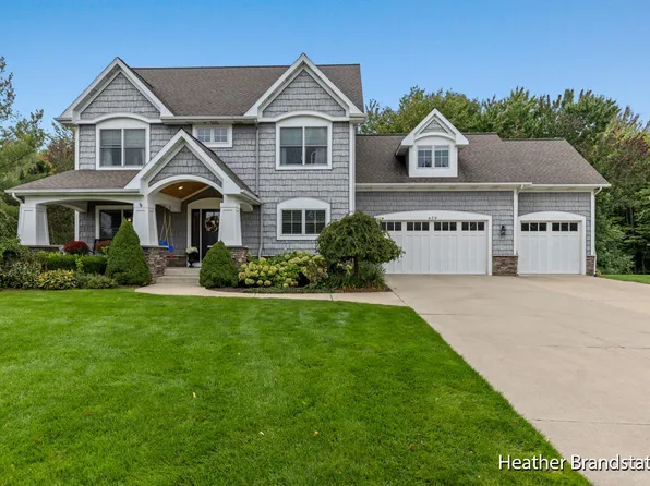 439 Village Springs Dr SE, Ada, MI 49301