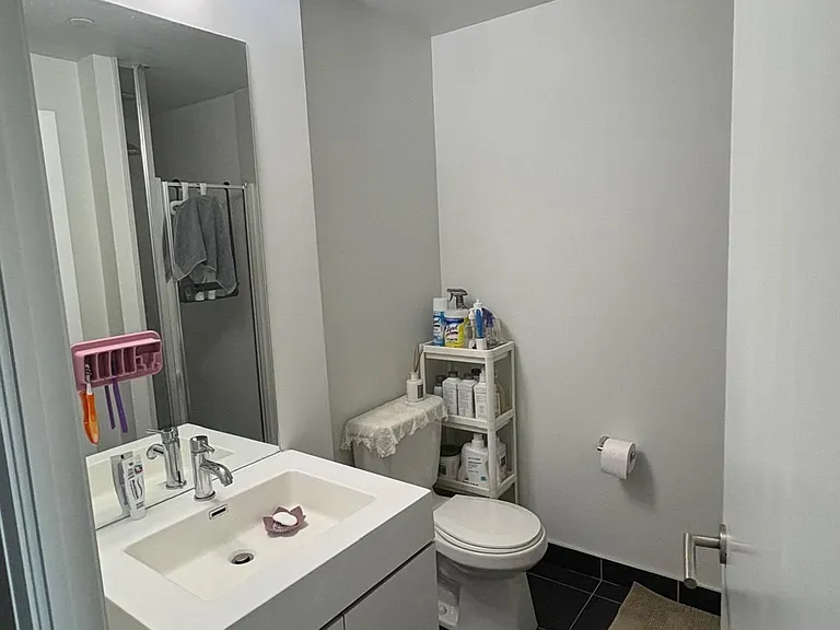 160 Vanderhoof Ave #1413 — Photo 16