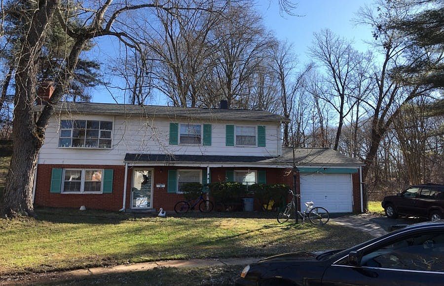 1st image of 14813 Dixon Ct