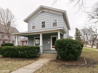 5257 Washington St, Downers Grove, IL 60515