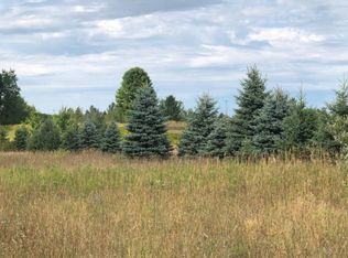 Kerry Rd, Manistee, MI 49660