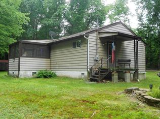 107 Leeanna Ln, Leeper, PA 16233