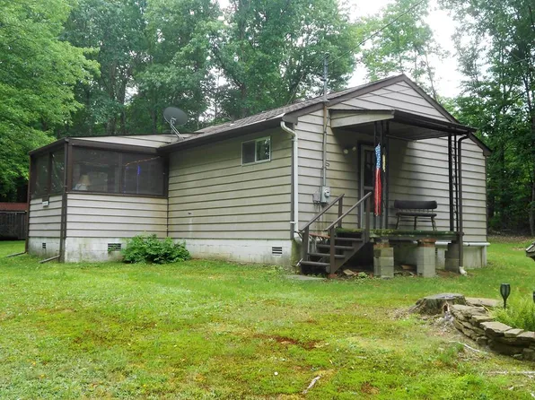 107 Leeanna Ln, Leeper, PA 16233