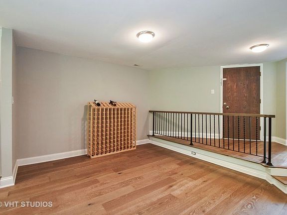 5th image of 7812 Golf Dr #2B