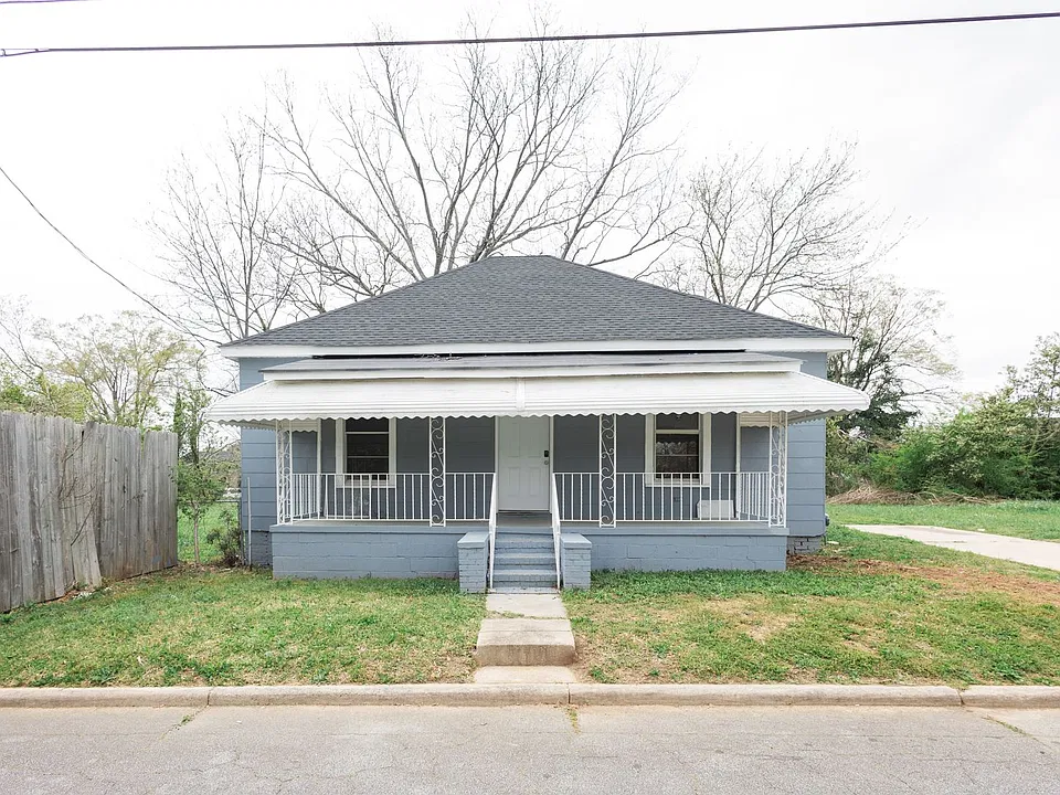 617 Wright St