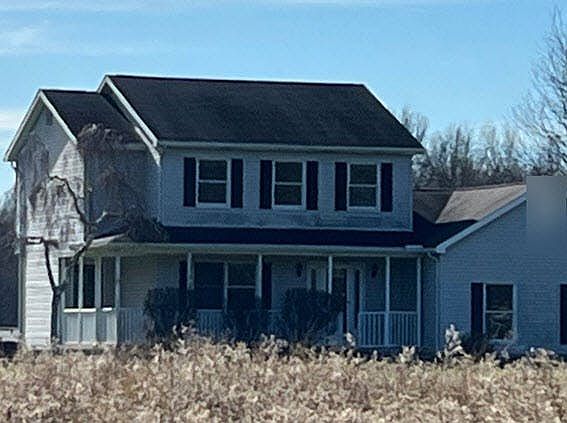 3rd image of 676 Housel Craft Rd