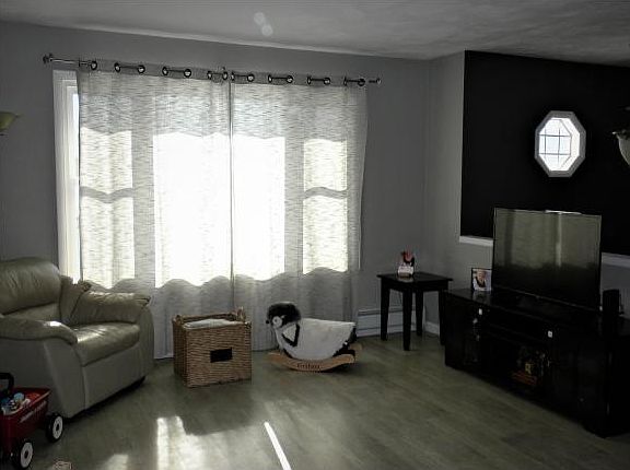 2nd image of 411 Colonial Dr