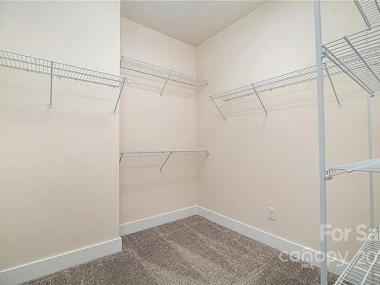 15037 New Amsterdam Ln — Photo 14